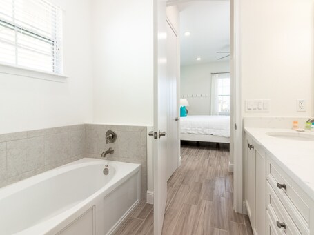Margaritaville Cottages Orlando by VStays - Image 23