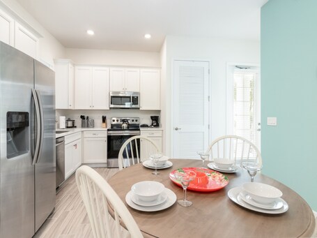 Margaritaville Cottages Orlando by VStays - Image 41