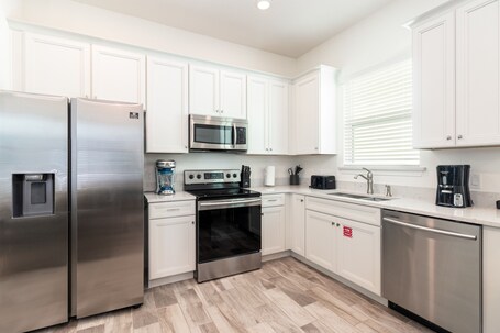 Margaritaville Cottages Orlando by VStays - Image 37