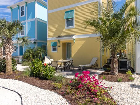 Margaritaville Cottages Orlando by VStays - Image 11
