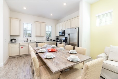 Margaritaville Cottages Orlando by VStays - Image 93