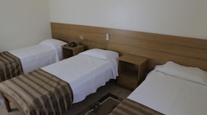 Caja fuerte, wifi gratis, ropa de cama