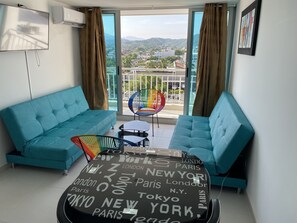 Family Apartment, 1 Bedroom, 2 Bathrooms, Pool View | 3 bedrooms, individually decorated, individually furnished - Spacious Apt close to Beach Rodadero (Santa Marta)