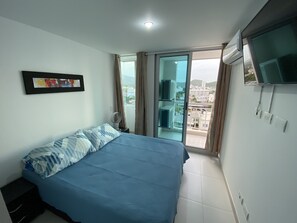 Familienapartment, 1 Schlafzimmer, 2 Bäder, Poolblick | 3 Schlafzimmer, individuell dekoriert, individuell eingerichtet