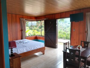1 quarto, roupas de cama antialérgicas, cofres nos quartos