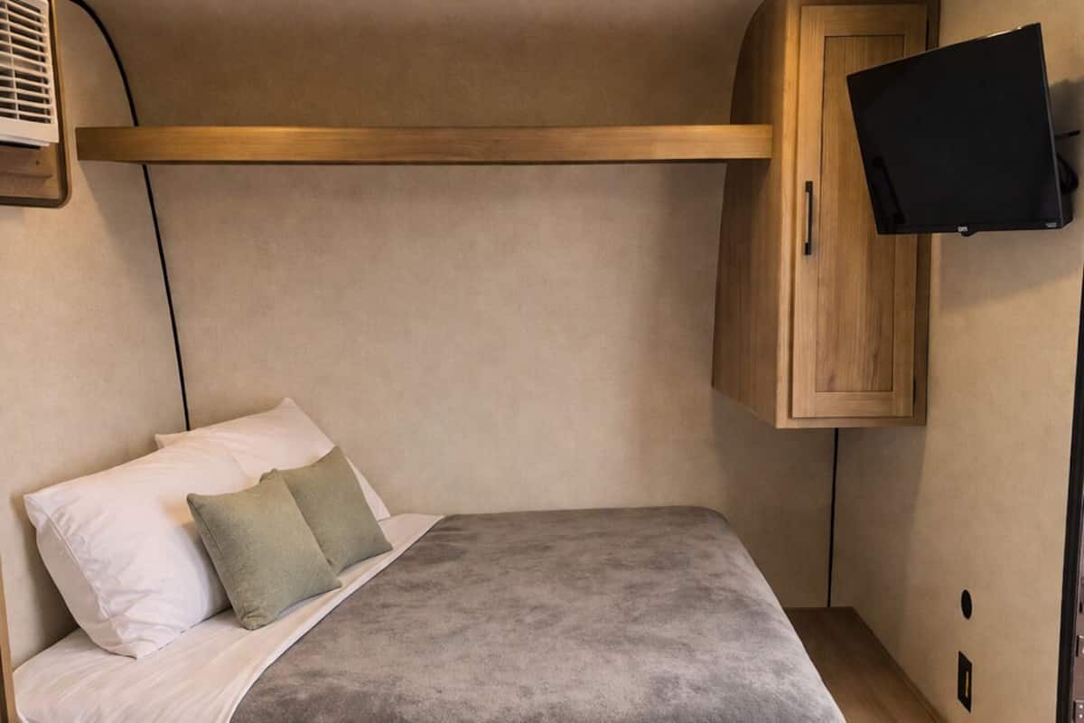 Habitación familiar | 2 habitaciones, ropa de cama hipoalergénica y decoración personalizada