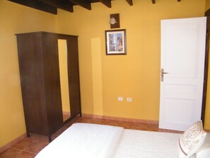 1 bedroom, WiFi, bed sheets - RURAL HOUSE SAN FRANCISCO (Granadilla)