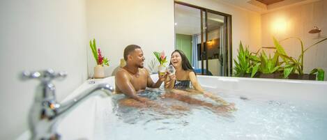 Private spa tub
