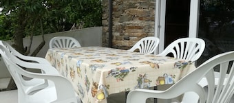House in the Village | 4 Double Rooms | Fireplace Terrace | Yard