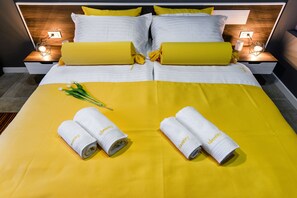 1 bedroom, in-room safe, iron/ironing board, free WiFi