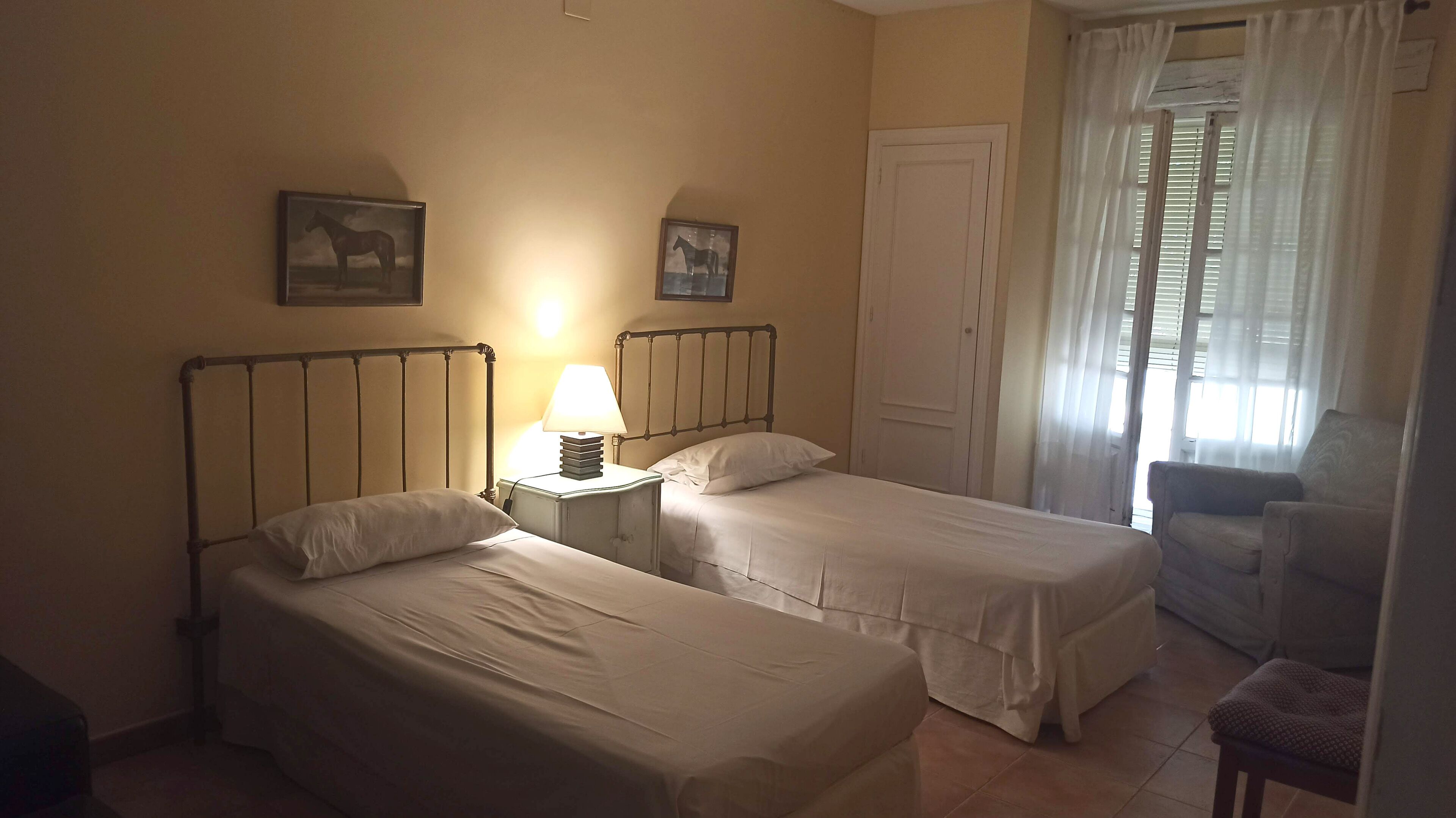 4 slaapkamers, beddengoed, rolstoeltoegankelijk