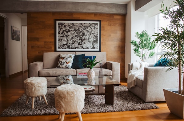 Apartment, 2 Bedrooms | Living area | Smart TV