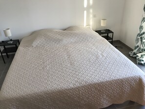 2 chambres, fer et planche à repasser, Wi-Fi