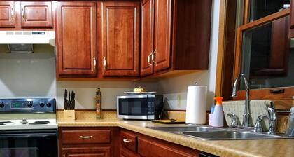Lafayette Townhouse 105