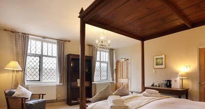 Buckinghamshire Arms