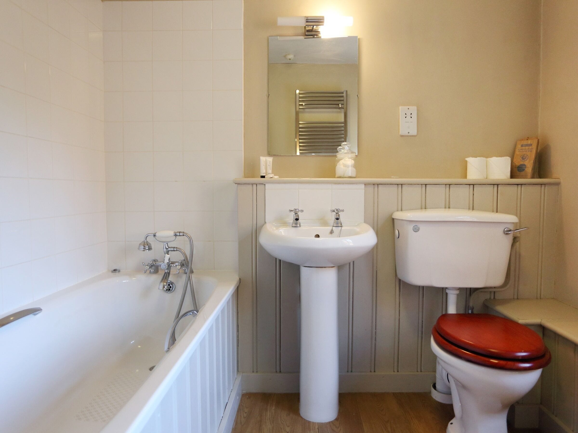 Superior Double Room, Ensuite | Bathroom
