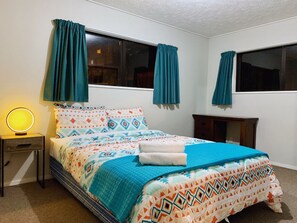 2 bedrooms, WiFi, bed sheets