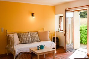 TV, table football, ping pong, books - La Bastide du Claus - Vitaverde, gite Basilic (Cruis)