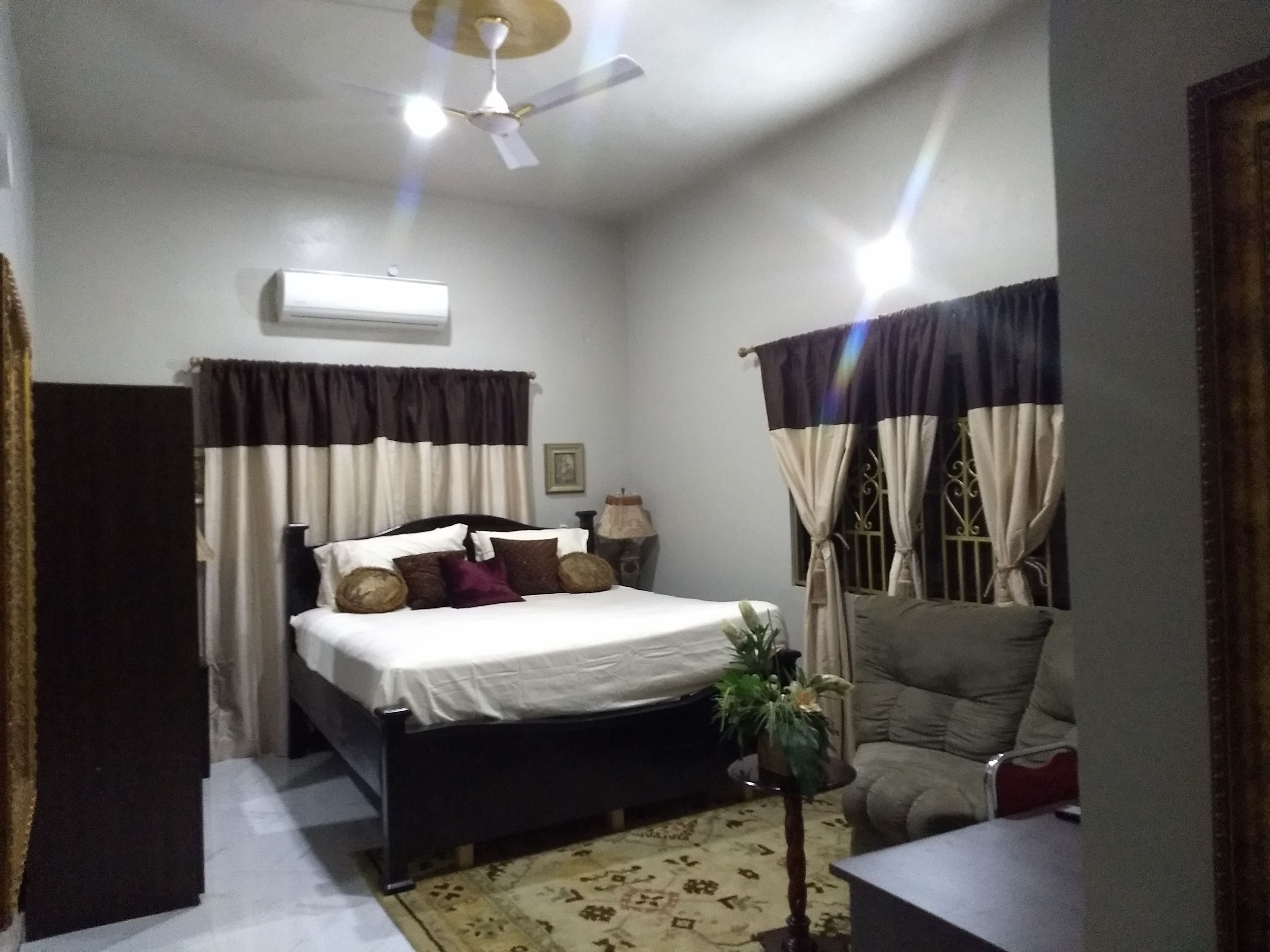 Superior Suite | Frette Italian sheets, premium bedding, Tempur-Pedic beds, minibar