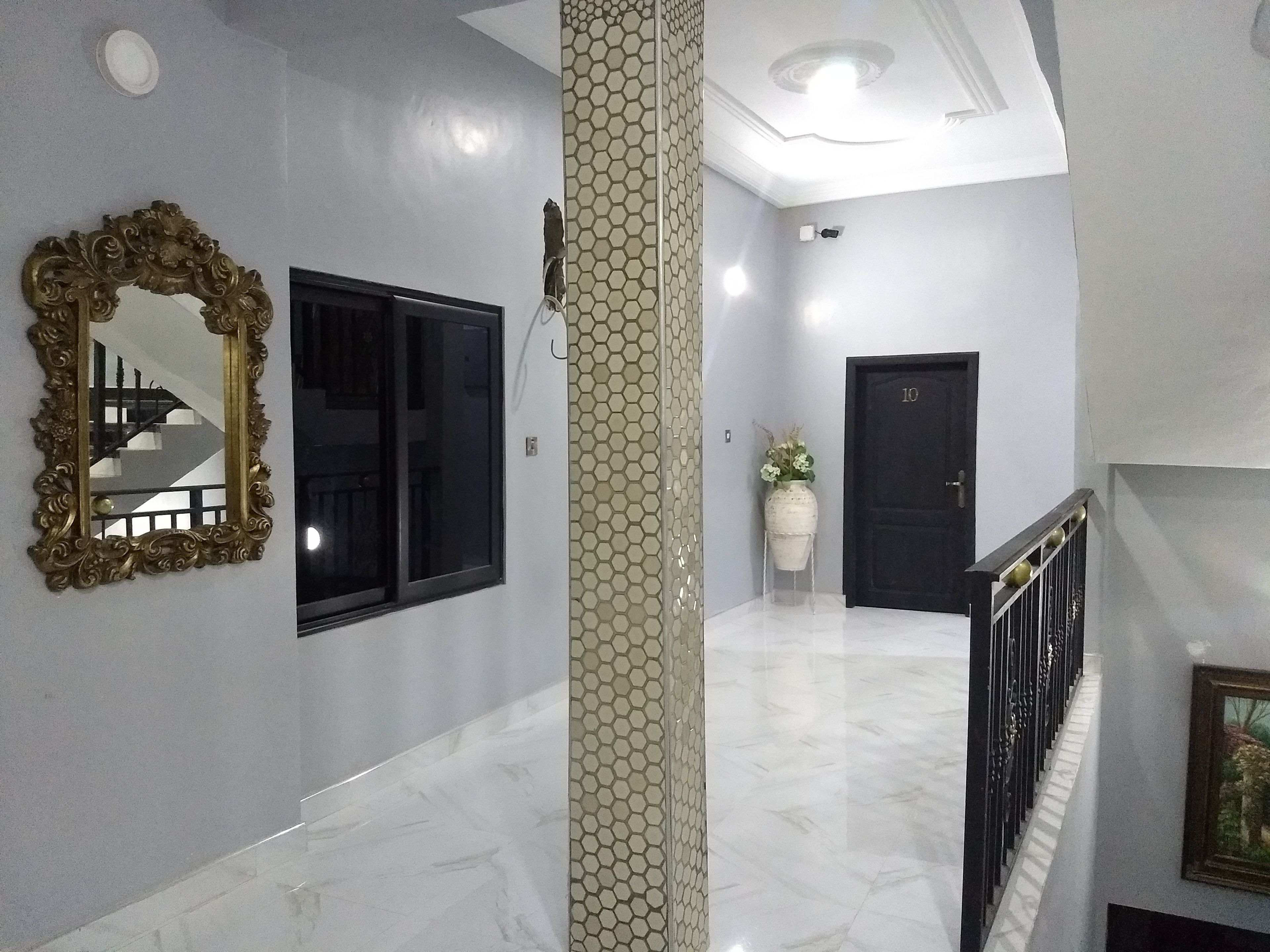 Comfort Room | Frette Italian sheets, premium bedding, Tempur-Pedic beds, minibar