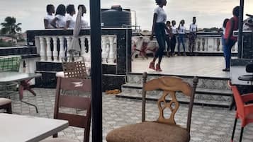 ละครเวที