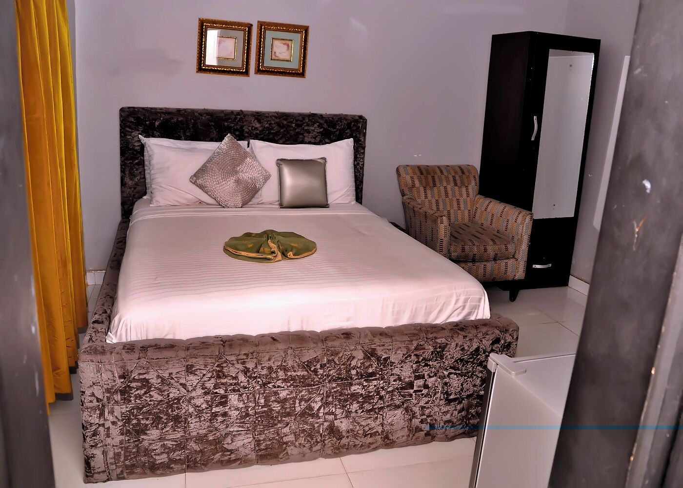 Standardzimmer | Italienische Bettbezüge von Frette, hochwertige Bettwaren