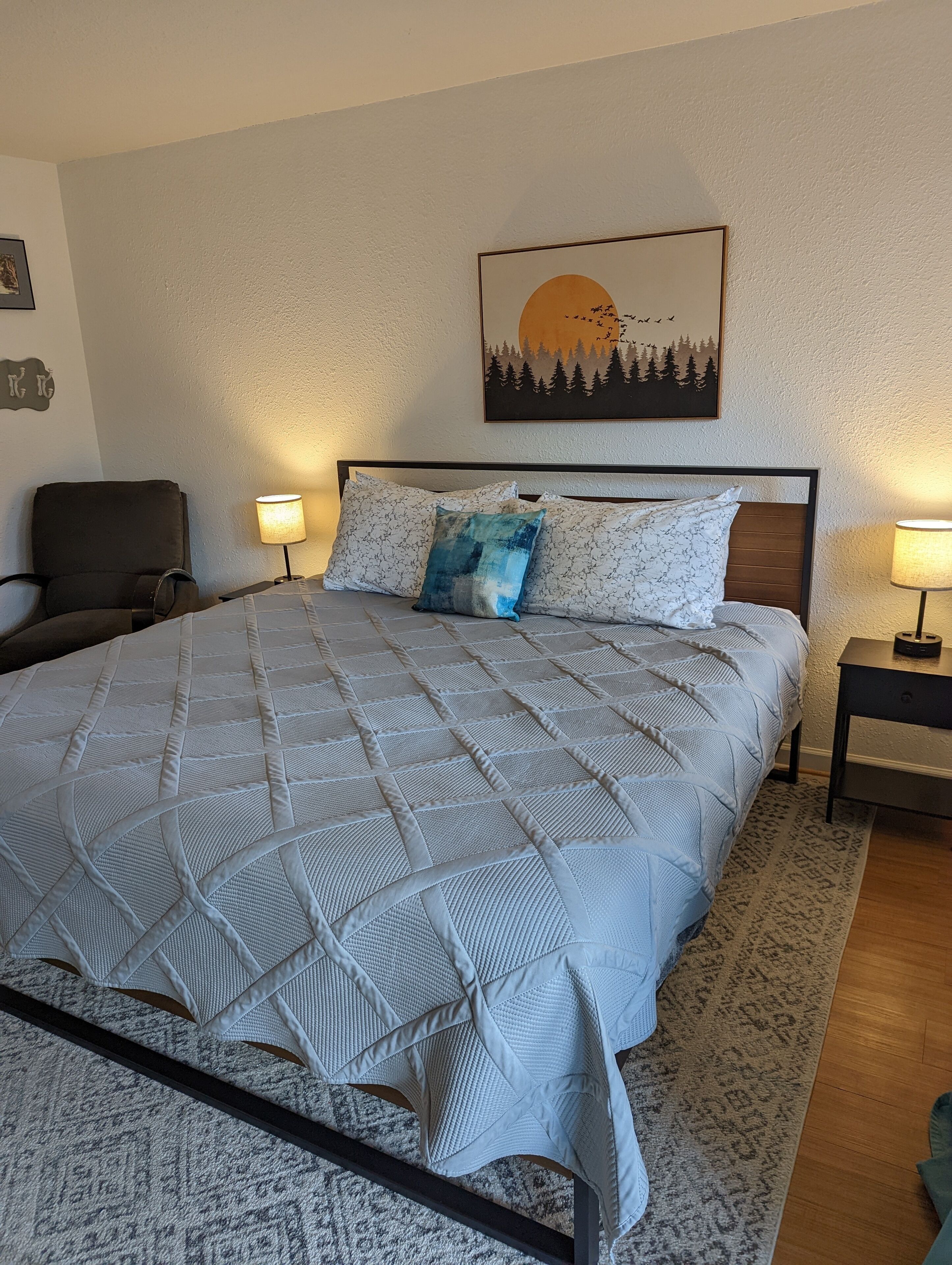 Townhouse | Travel crib, free WiFi, bed sheets