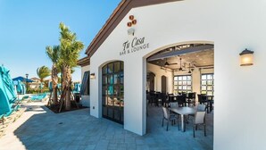 Apartment, Multiple Beds (Private Florida Oasis) | Restaurant - Private Florida Oasis (Kissimmee)