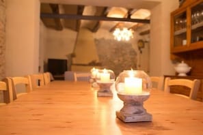 Dining - Self catering Cal Cabrer for 12 people (Sant Jaume dels Domenys)