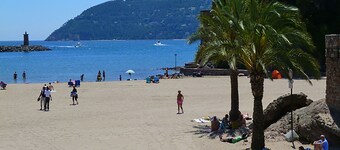 ADORABLE T1 ALCOVE RESIDENCE SECURE WITH 3 POOLS