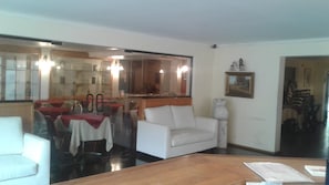 Dineren