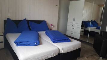 Wi-Fi de cortesia, roupa de cama