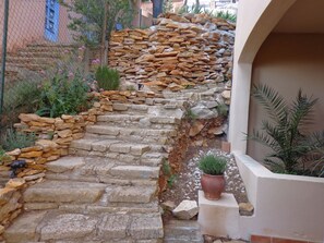 Property grounds - VILLA FACING THE SEA IN CALANQUE COTE BLEUE (Ensuès-la-Redonne)
