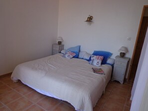 3 bedrooms, iron/ironing board, travel crib, free WiFi