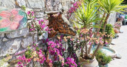 Best location deluxe apartment "Fire" in Villa Stratos near the sea amazing view