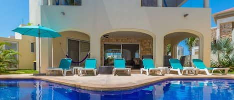 Outdoor pool, a heated pool