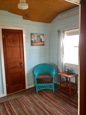 Interior - Diamond A Cattle Tourist Cabin (Pukwana)
