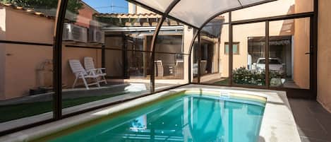 Indoor pool, outdoor pool