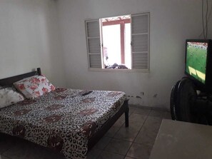 3 bedrooms, iron/ironing board, WiFi, bed sheets - House for vacation rental (Capitolio)