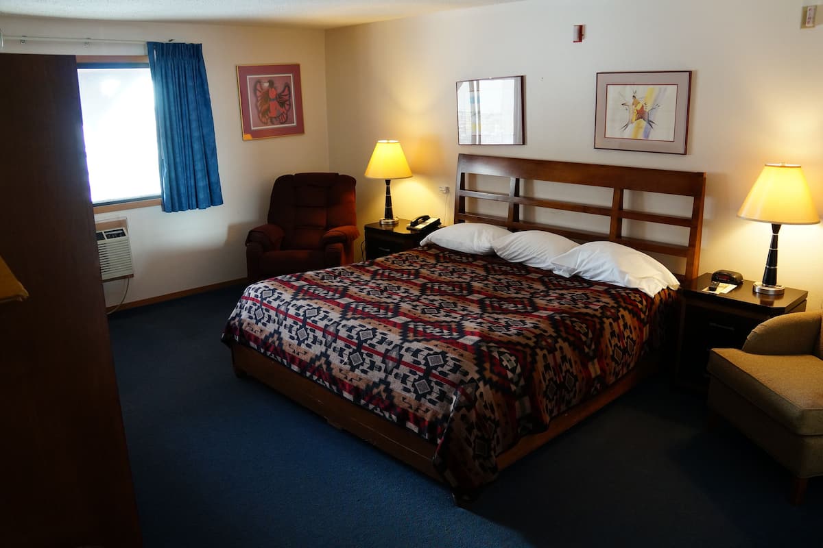 Standaard kamer, 1 slaapkamer, niet-roken (ADA 1st Floor - SouthView Non Smoking) | Een kluis op de kamer, gratis wifi