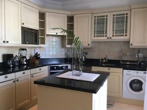 Room, 2 Bedrooms, Non Smoking | Private kitchen | Full-sized fridge, microwave, oven, stovetop