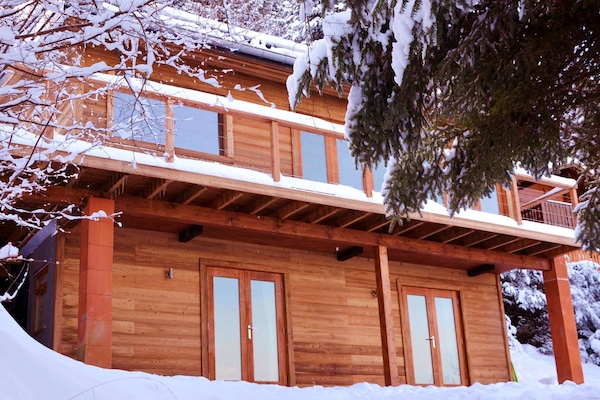Luxury chalet 300 meters from cable car