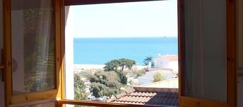 HOUSE WITH SEA VIEWS WITH PRIVATE POOL AND LARGE GARDEN      