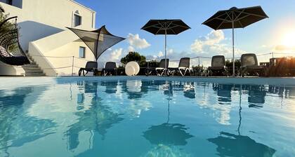 Hermoso Luxury Suites