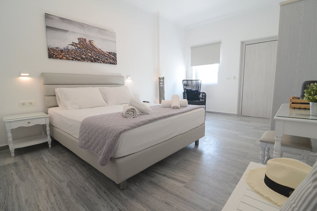 Family Suite, 2 Bedrooms, Partial Sea View | View from room