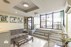 Sittområde i lobbyn