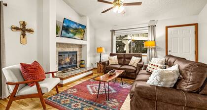 Suuri 6 Bdrm-perheen koti lähellä Park & YMCA-virkistyskeskusta