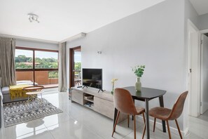 高級別墅, 1 張標準雙人床, 非吸煙房 | 房內用餐區