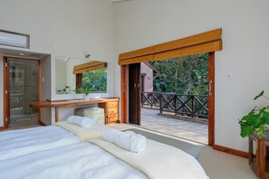 Luxury Villa, 5 Bedrooms | Garden view - San Lameer Villa Rentals 11703 (Southbroom)