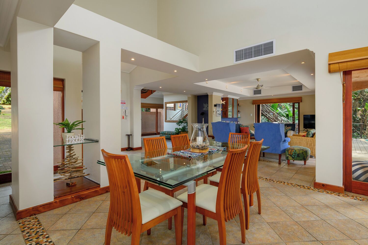 Luxury Villa, 5 Bedrooms | In-room dining